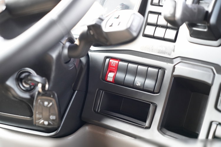 Scania S 500 / RETARDER / CAŁA NA PODUSZKACH / SPROWADZONA / PO KONTRAKCIE SERWISOWYM zdjęcie 35