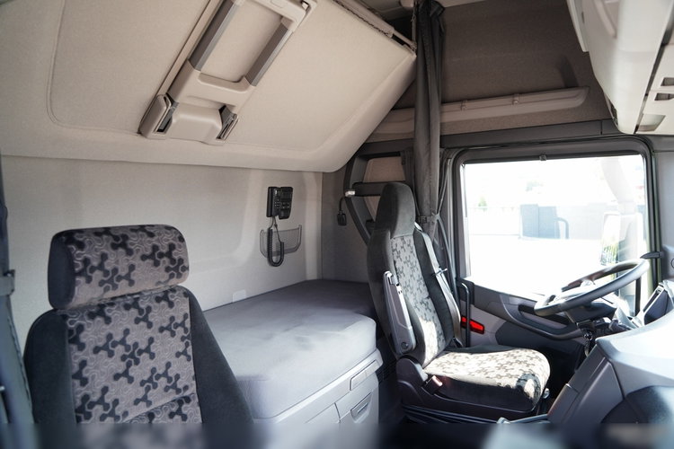 Scania S 500 / RETARDER / CAŁA NA PODUSZKACH / SPROWADZONA / PO KONTRAKCIE SERWISOWYM zdjęcie 39