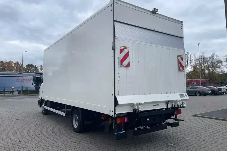 MAN TGL 8.190 KLIMA , PODUSZKI zdjęcie 7