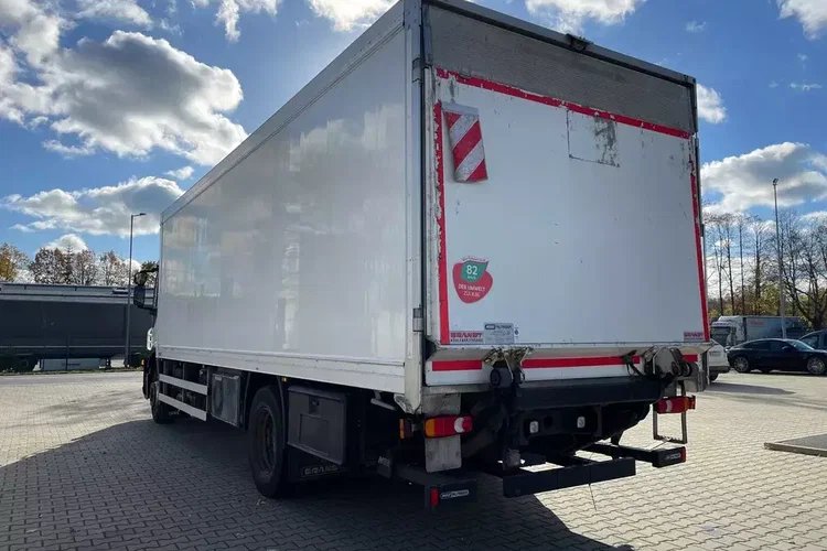 Iveco Stralis EEV 18.310 , Chłodnia, PRZEBIEG 262 TYŚ KM zdjęcie 7