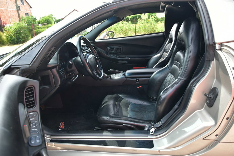 Chevrolet Corvette Coupe Targa 5.7 V8 355KM 1999r. Manual Alu zdjęcie 19