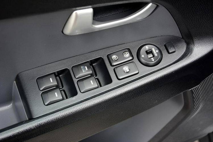 Kia Sportage 2.0MPI(163KM) 4x4 Skóry bi-Xenon Ledy Duża Navi Kamera Panorama zdjęcie 30