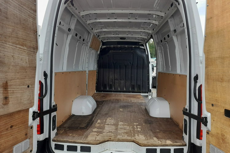Renault Master Przygotowany do rejestracji. Klima, tempomat zdjęcie 9