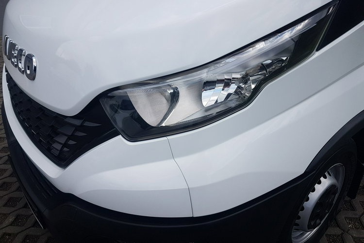 Iveco Daily KONTENER NISKOPODŁOGOWY 4.43x2.23x2.42 SKLEP BAR FOODTRUCK KAMPER AC zdjęcie 33