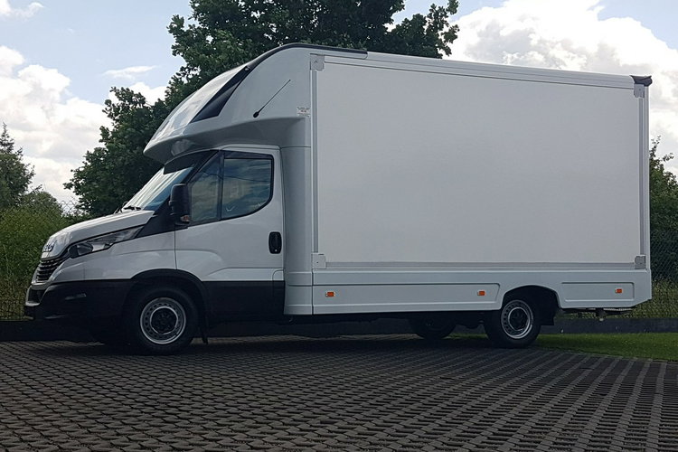 Iveco Daily KONTENER NISKOPODŁOGOWY 4.43x2.23x2.42 SKLEP BAR FOODTRUCK KAMPER AC zdjęcie 40