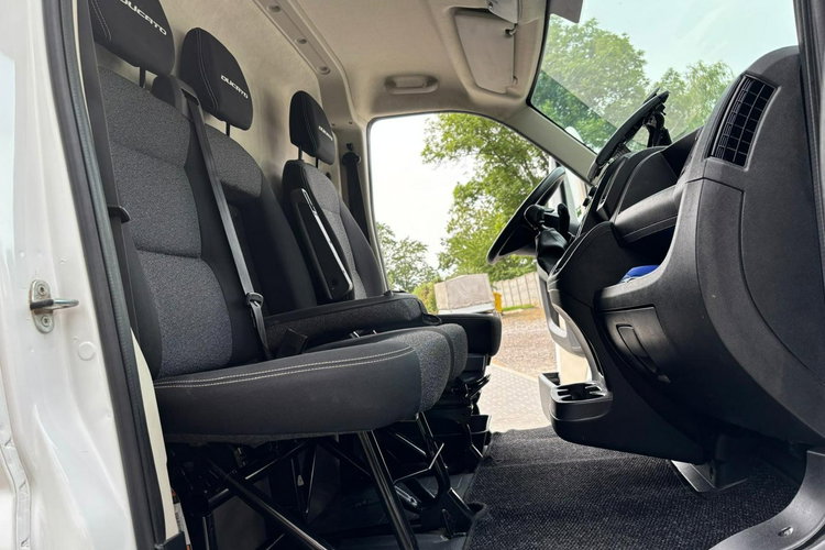 Fiat Ducato 2.3 130KM 2016/2017 L2H1 Klimatronic Blaszak zdjęcie 13