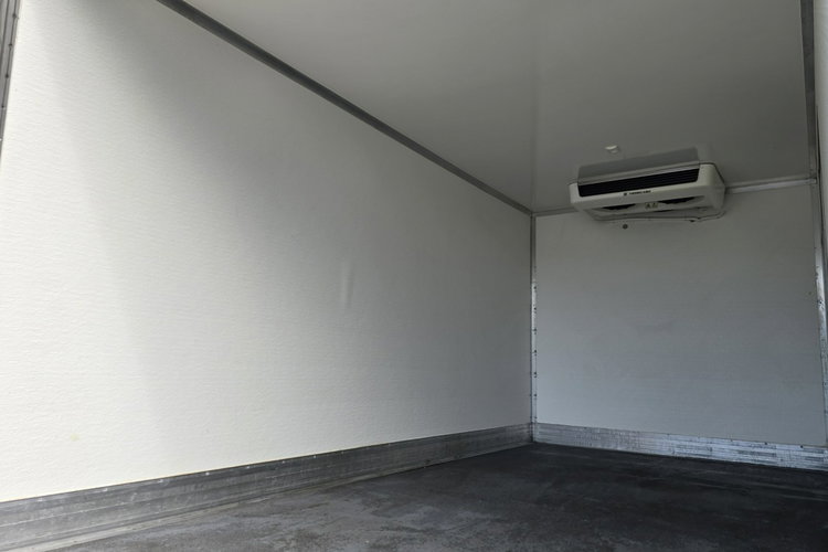 Mercedes Sprinter 519 CDi 3.0 CDi 190KM / Chłodnia Thermo King C350e / Mroźnia / do 3.5T zdjęcie 19