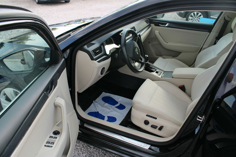 Skoda Superb STYLE DSG Kamera Gwarancja G.Fotele i kanapa zdjęcie 20