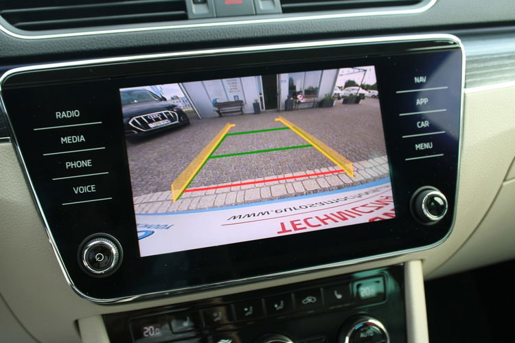 Skoda Superb STYLE DSG Kamera Gwarancja G.Fotele i kanapa zdjęcie 29
