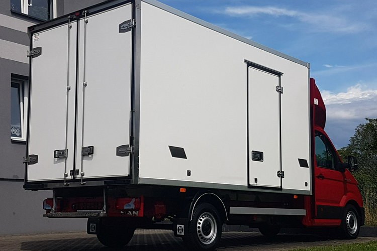 MAN TGE VW CRAFTER 8EP CHŁODNIA AGREGAT 4.20x2.11x2.20 IZOTERMA GRZANIE zdjęcie 29