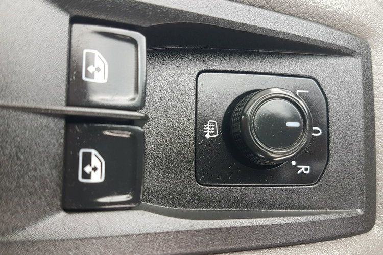 MAN TGE VW CRAFTER 8EP CHŁODNIA AGREGAT 4.20x2.11x2.20 IZOTERMA GRZANIE zdjęcie 9