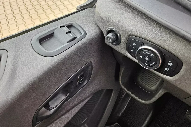 Ford transit L3H3 65999zł NETTO 2.0TdCi/131KM zdjęcie 20
