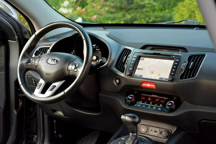 Kia Sportage 2.0MPI(163KM) Skóry Panorama Ledy Duża Navi Kamera Keyless go ALU 18 zdjęcie 24