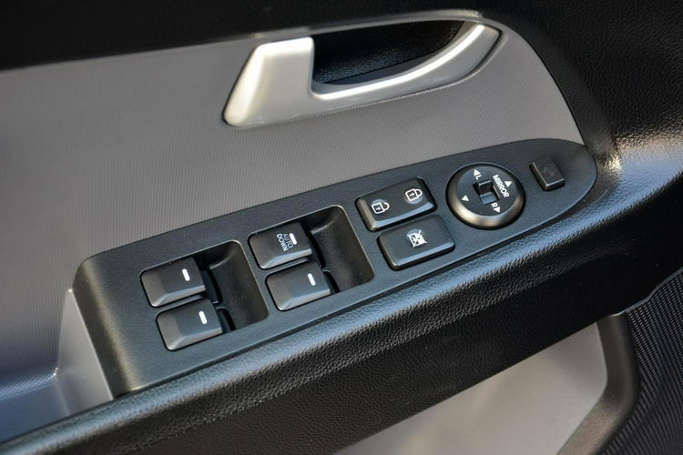 Kia Sportage 2.0MPI(163KM) Skóry Panorama Ledy Duża Navi Kamera Keyless go ALU 18 zdjęcie 35