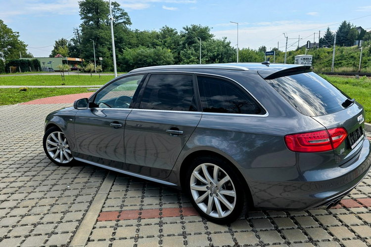 A4 Audi A4 Avant 3.0 TDI quattro S tronic S line Sportpaket zdjęcie 18