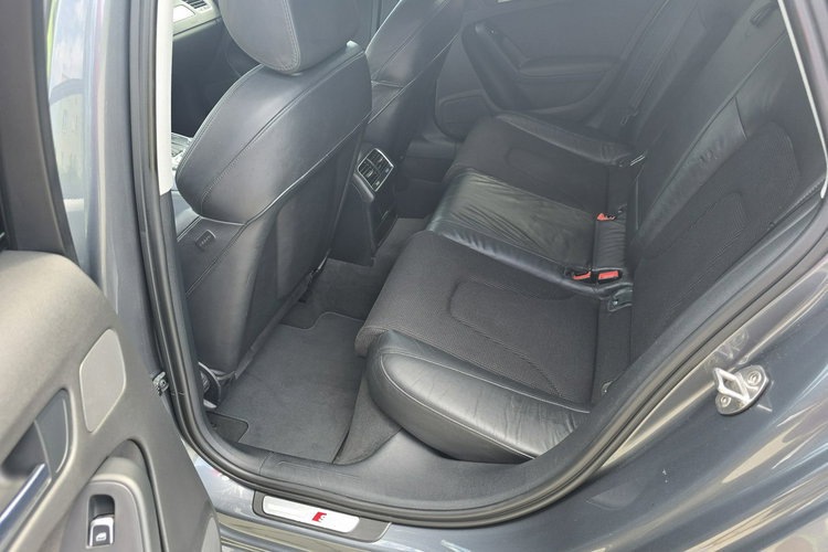 A4 Audi A4 Avant 3.0 TDI quattro S tronic S line Sportpaket zdjęcie 26