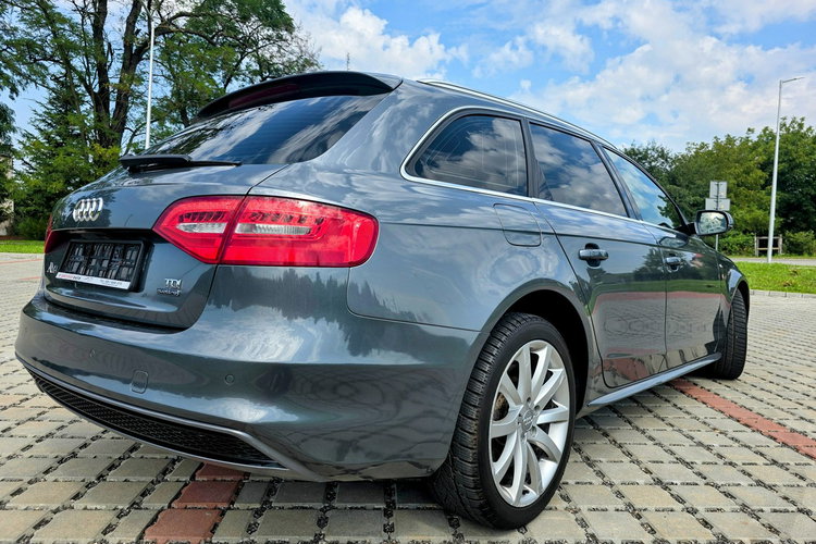 A4 Audi A4 Avant 3.0 TDI quattro S tronic S line Sportpaket zdjęcie 8