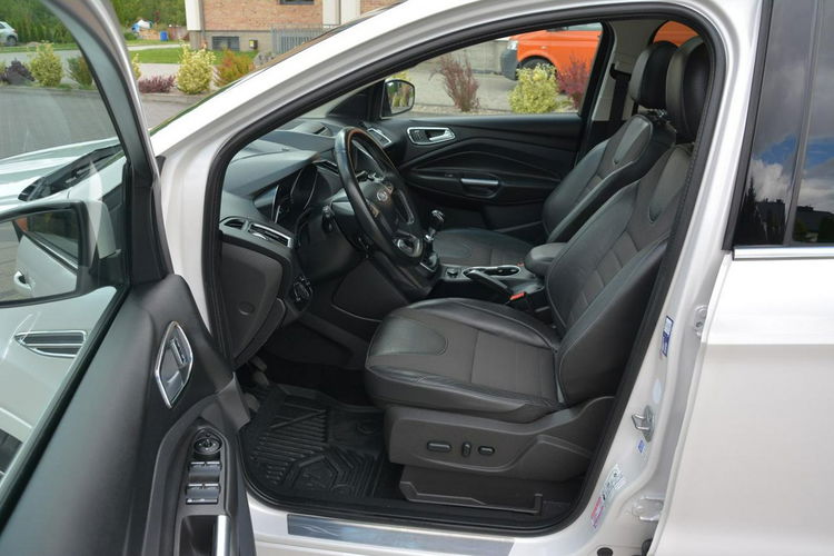 Ford Kuga Individual Biała perła Skóry Panorama Ledy Navi Tablet el.fotele zdjęcie 19