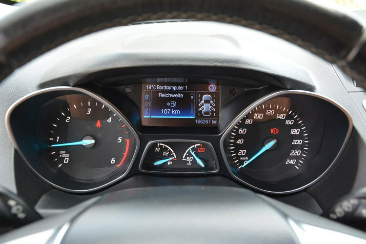 Ford Kuga Individual Biała perła Skóry Panorama Ledy Navi Tablet el.fotele zdjęcie 24