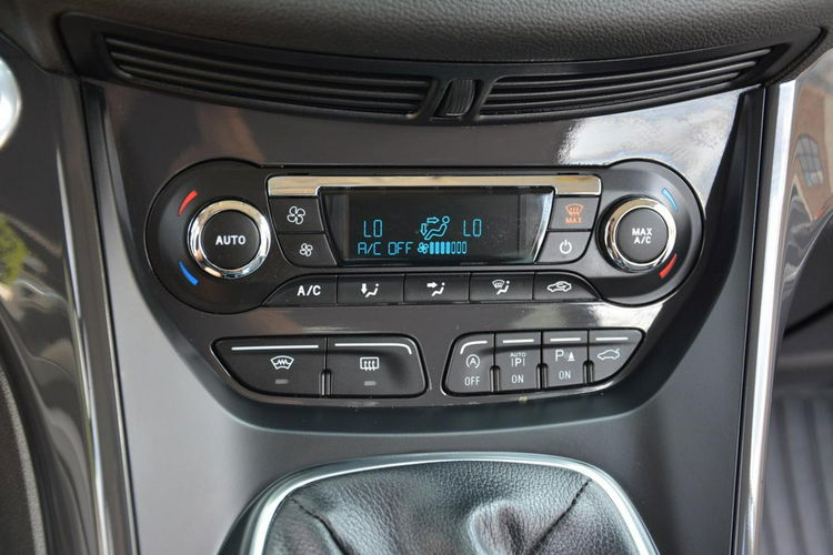 Ford Kuga Individual Biała perła Skóry Panorama Ledy Navi Tablet el.fotele zdjęcie 26