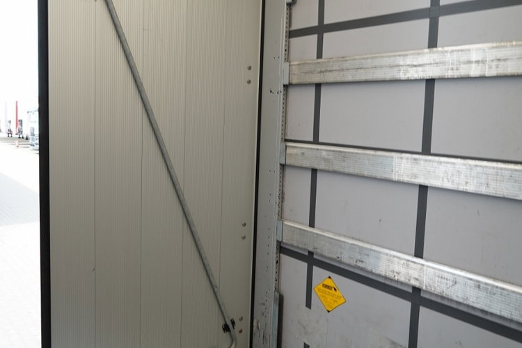 Schmitz / FIRANKA / 2021 ROK / STANDARD / OŚ PODNOSZONA / KOSZ NA PALETY / OSIE zdjęcie 20