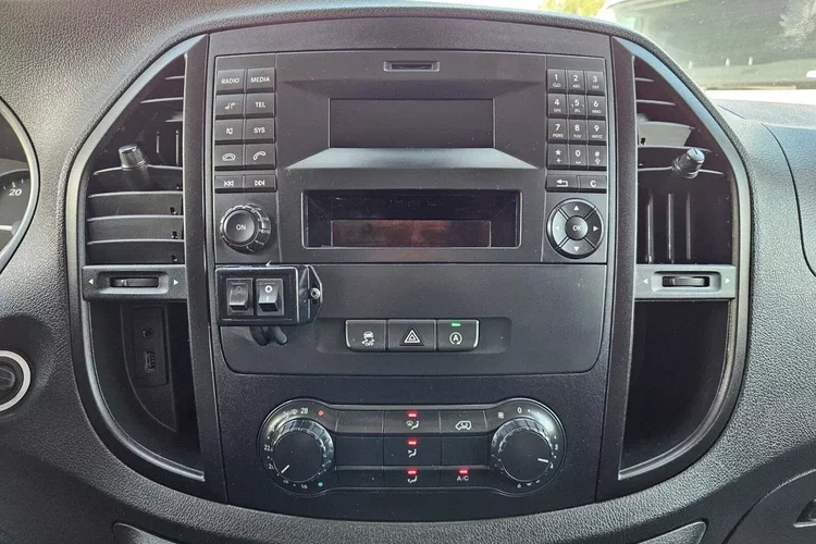 Mercedes vito L2H1 49900zł NETTO Zabudowa warsztatowa 2.2Cdi/136KM zdjęcie 25