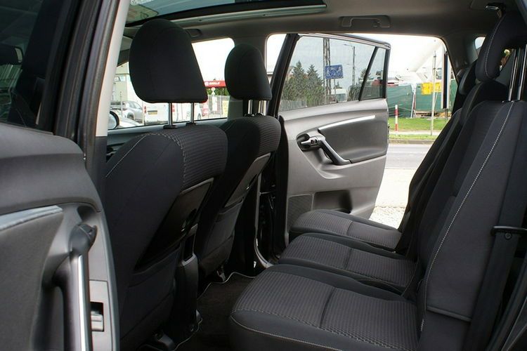 Toyota Verso zdjęcie 13