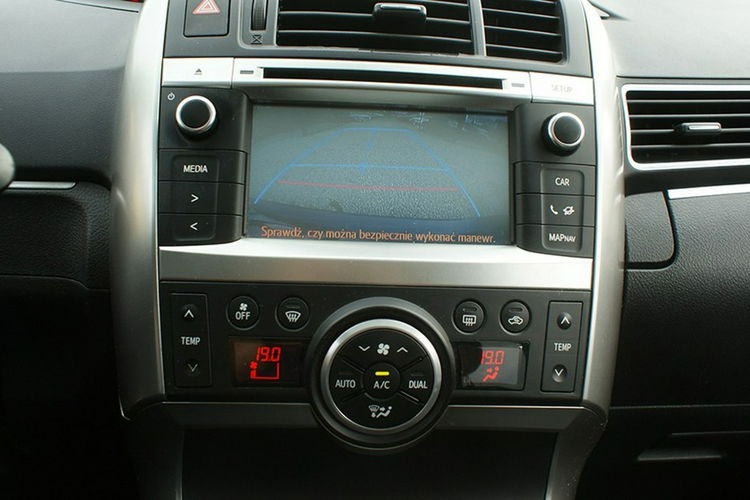 Toyota Verso zdjęcie 16