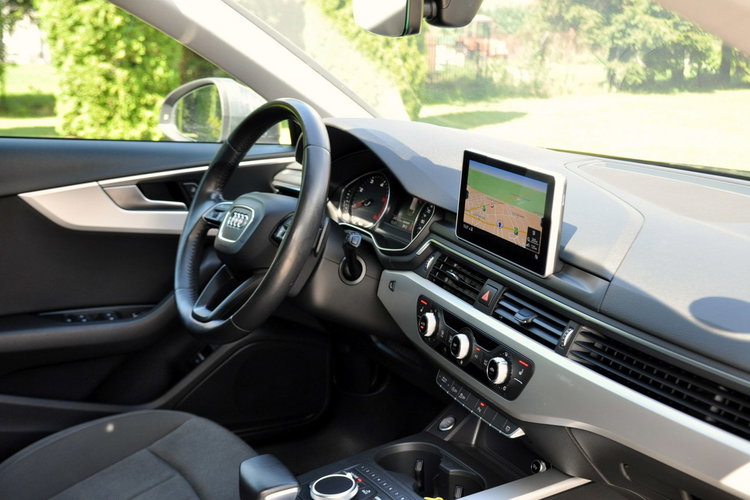 Audi A4 2.0TDI(190KM) Radar Xenon Led Navi Kamera Panorama El.Klapa Alu19"ASO zdjęcie 17
