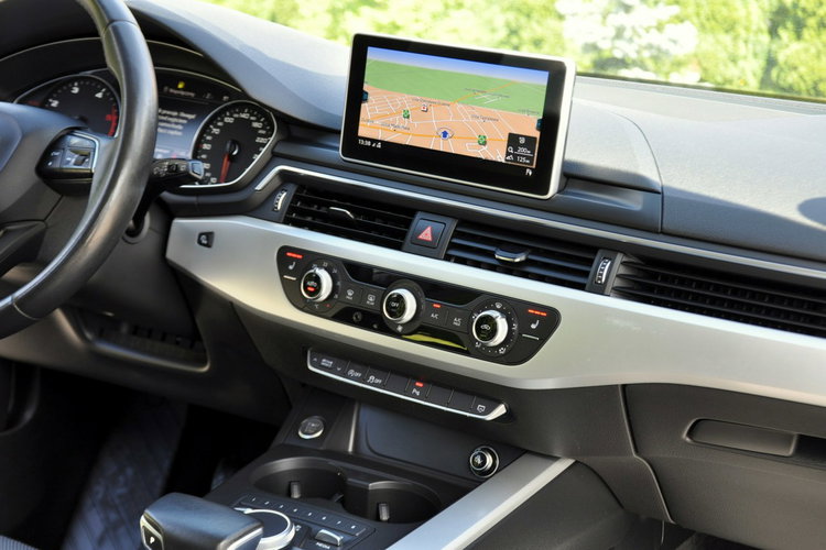 Audi A4 2.0TDI(190KM) Radar Xenon Led Navi Kamera Panorama El.Klapa Alu19"ASO zdjęcie 25