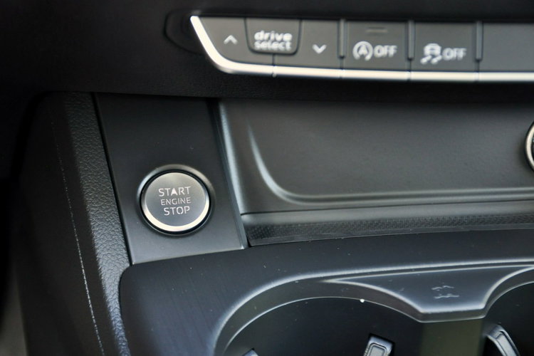 Audi A4 2.0TDI(190KM) Radar Xenon Led Navi Kamera Panorama El.Klapa Alu19"ASO zdjęcie 35