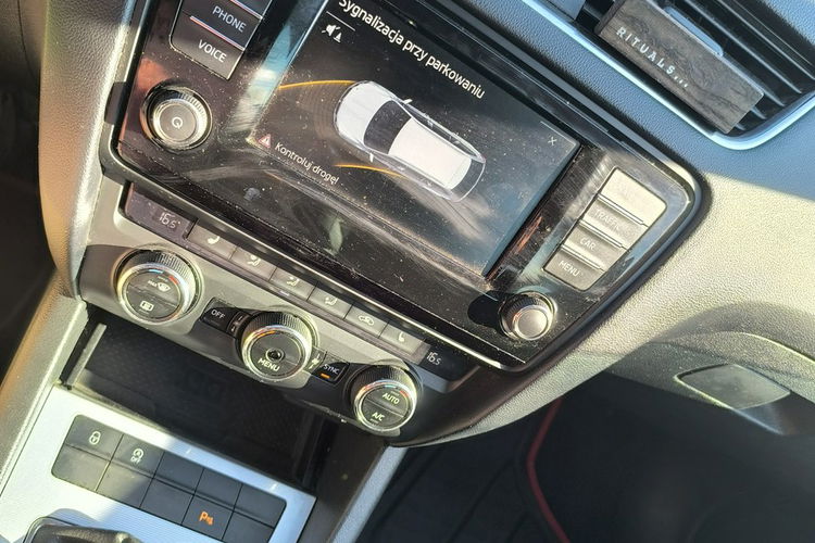 Skoda Octavia 2.0 TDi 150KM Klimatronic Navi zdjęcie 24