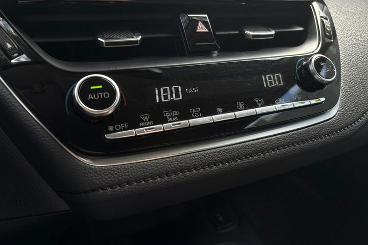 Toyota Corolla 1.8 Hybrid COMFORT TECH, salon Polska, gwarancja, FV23% zdjęcie 28