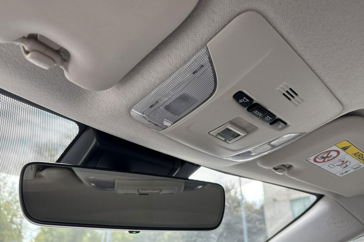 Toyota Corolla 1.8 Hybrid COMFORT TECH, salon Polska, gwarancja, FV23% zdjęcie 29