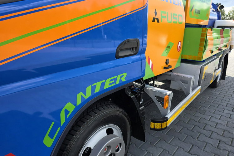 Mitsubishi ROM SMART COMBI WUKO GORĄCA WODA DO CZYSZCZENIA KANAŁÓW WUKO asenizacyjny separator beczka odpady czyszczenie kanalizacja EUR6 zdjęcie 8