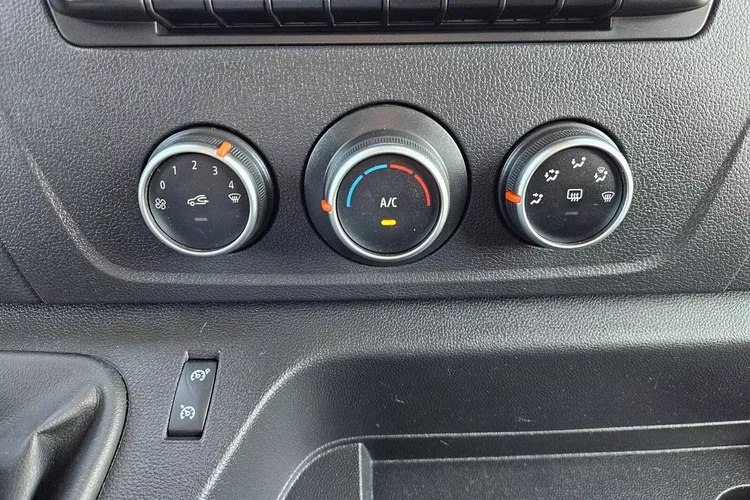 Renault Master L3H2 89999zł Netto Zabudowa warsztatowa 2.3 dCi/145KM zdjęcie 30