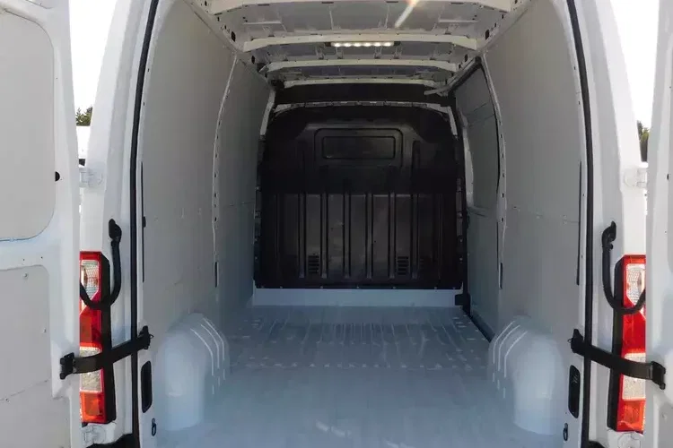 Renault Master zdjęcie 2