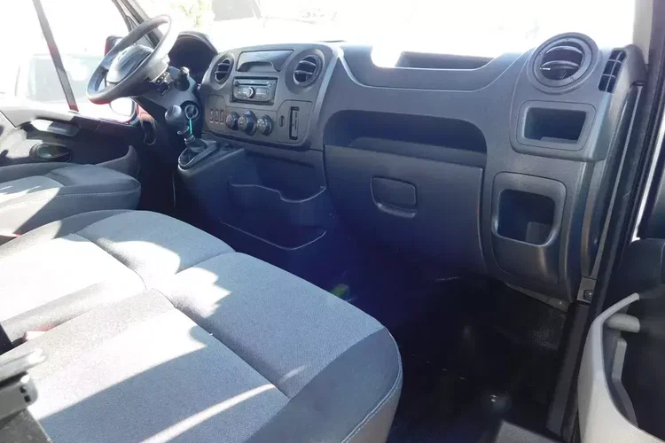 Renault Master zdjęcie 4