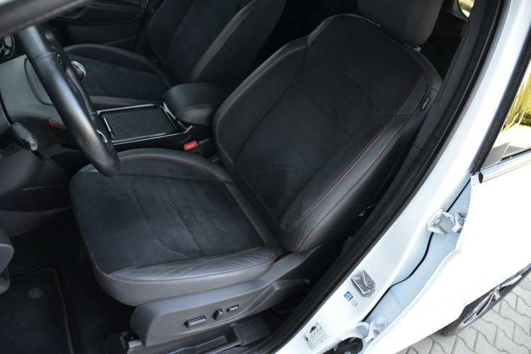 Ford Kuga St-Line 1.5i 120KM Serwis Bi-xenon Kamera Bliss As.pasa As.pakowania zdjęcie 25