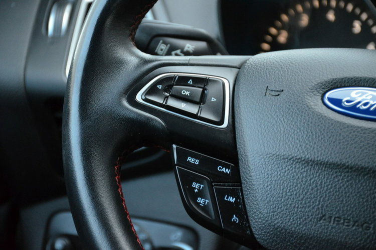 Ford Kuga St-Line 1.5i 120KM Serwis Bi-xenon Kamera Bliss As.pasa As.pakowania zdjęcie 31