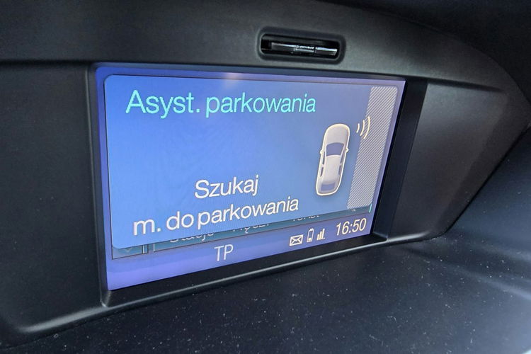 Ford Kuga Oryginał lakier + 4x4 + niski przebieg zdjęcie 18