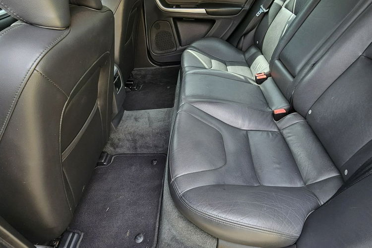Volvo S60 Long Inscription 2.0 benzyna AWD zdjęcie 11