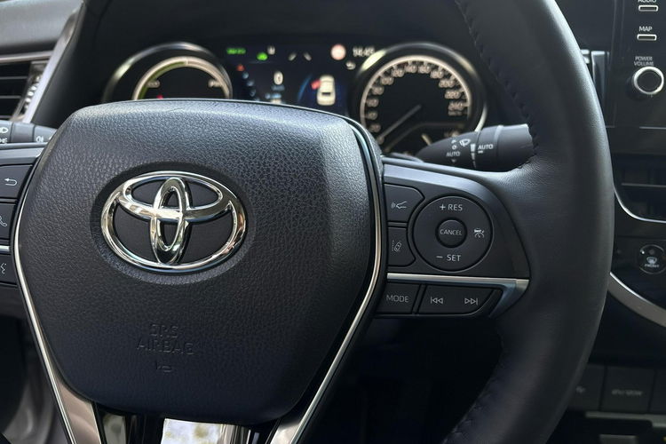 Toyota Camry 2.5 HSD 218KM EXECUTIVE, gwarancja, FV23% zdjęcie 23