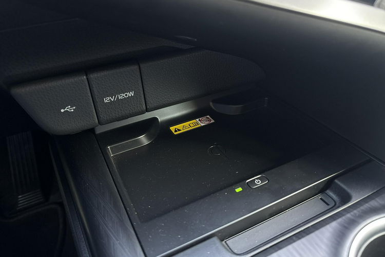 Toyota Camry 2.5 HSD 218KM EXECUTIVE, gwarancja, FV23% zdjęcie 28