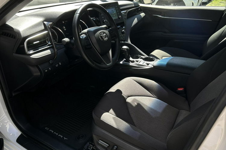 Toyota Camry 2.5 HSD COMFORT, salon Polska, gwarancja, FV23%, gwarancja zdjęcie 10