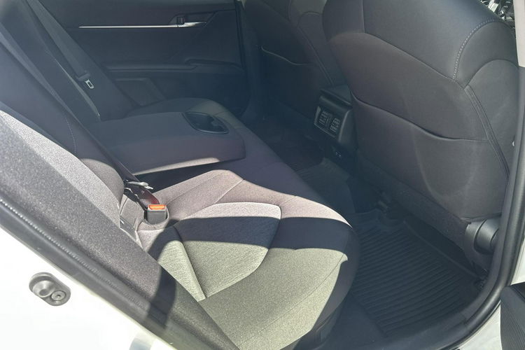 Toyota Camry 2.5 HSD COMFORT, salon Polska, gwarancja, FV23%, gwarancja zdjęcie 13