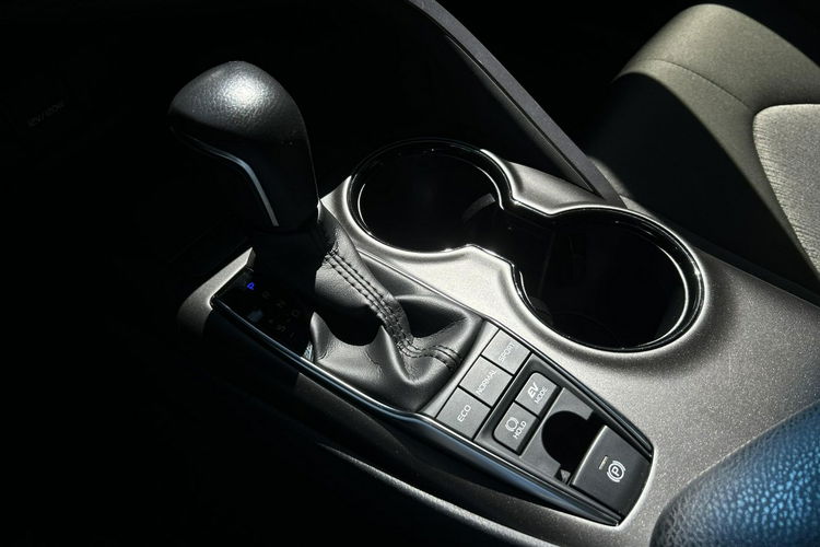 Toyota Camry 2.5 HSD COMFORT, salon Polska, gwarancja, FV23%, gwarancja zdjęcie 17