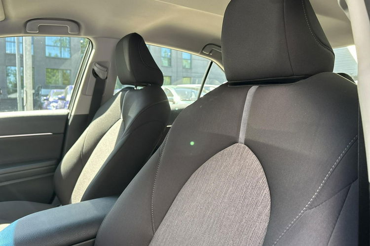 Toyota Camry 2.5 HSD COMFORT, salon Polska, gwarancja, FV23%, gwarancja zdjęcie 32