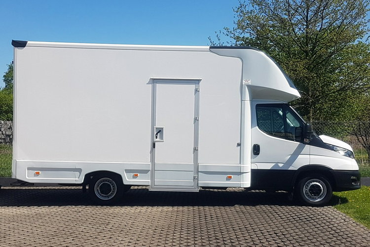 Iveco Daily KONTENER NISKOPODŁOGOWY 4.43x2.23x2.42 SKLEP BAR FOODTRUCK KAMPER AC zdjęcie 12