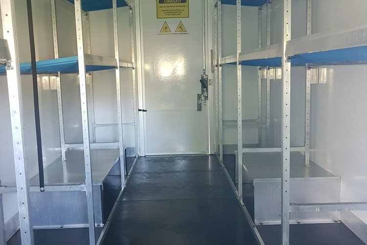 Iveco Daily KONTENER NISKOPODŁOGOWY 4.43x2.23x2.42 SKLEP BAR FOODTRUCK KAMPER AC zdjęcie 23